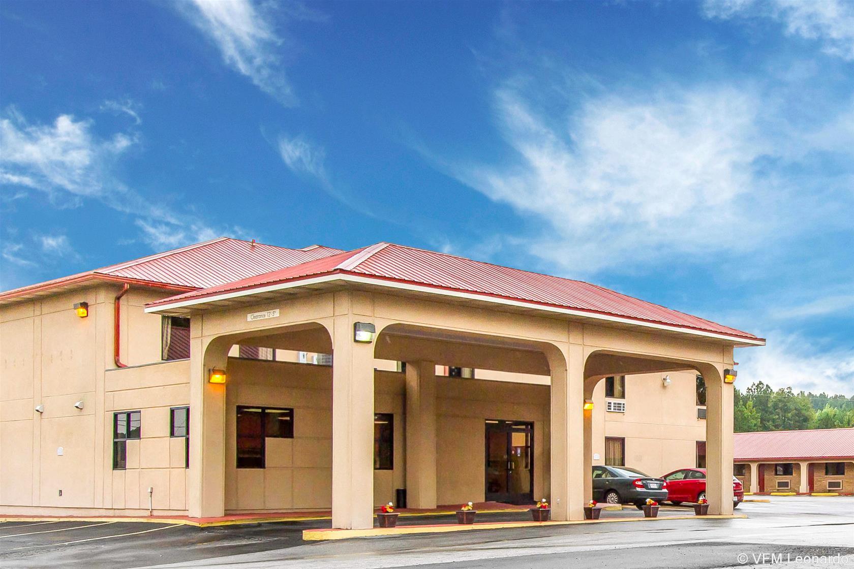 Americas Best Value Inn Opelika Buitenkant foto
