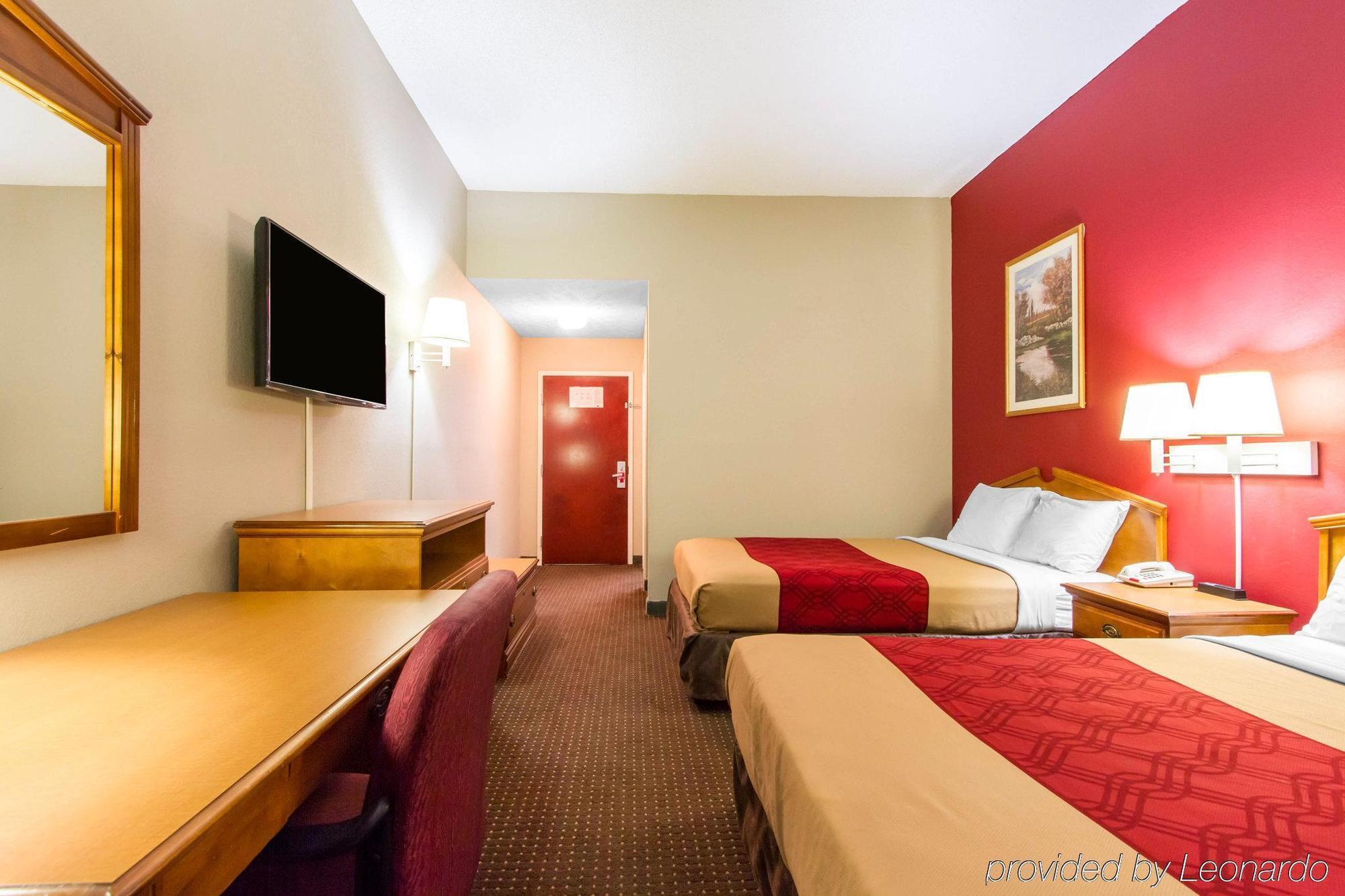 Americas Best Value Inn Opelika Buitenkant foto