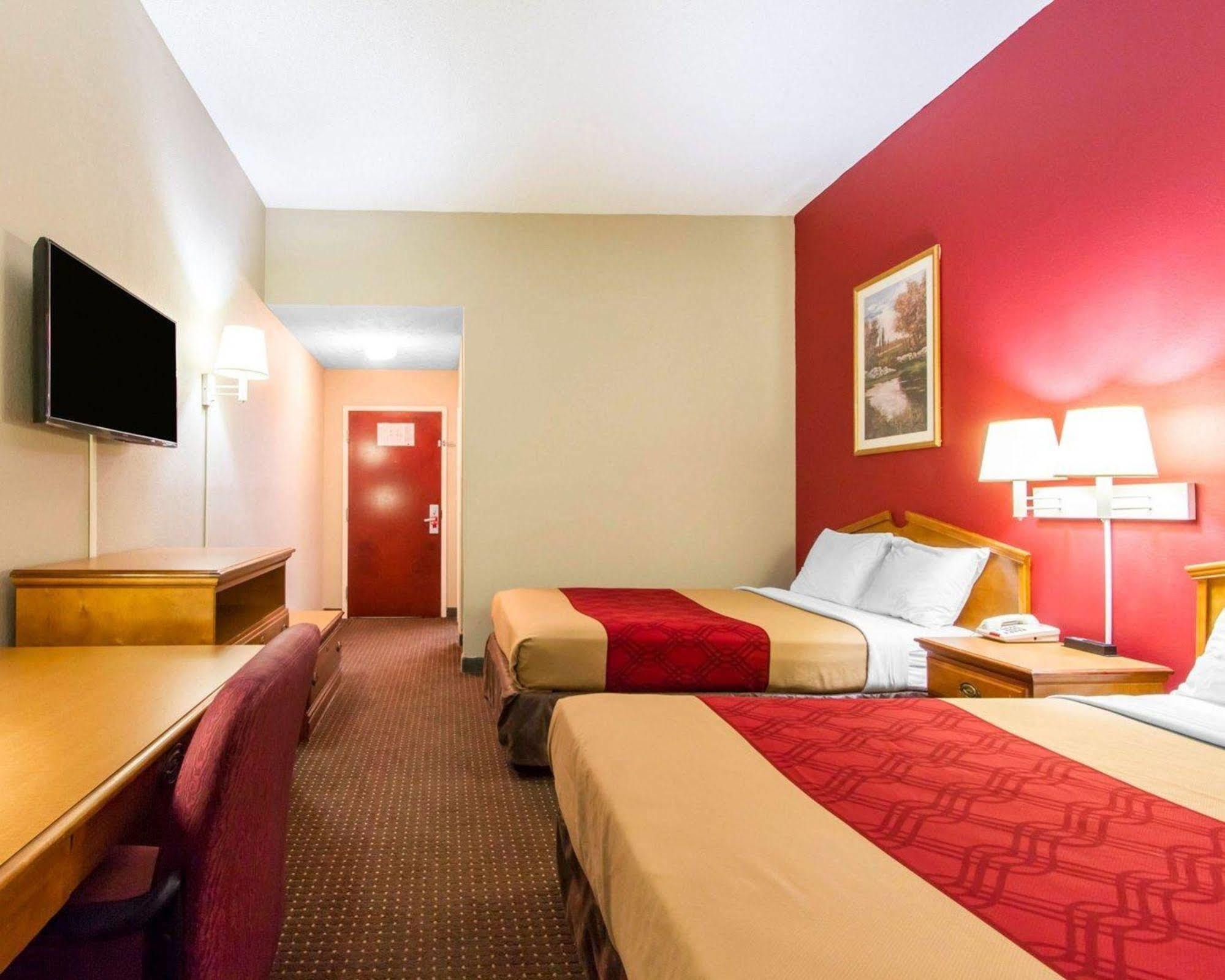 Americas Best Value Inn Opelika Buitenkant foto
