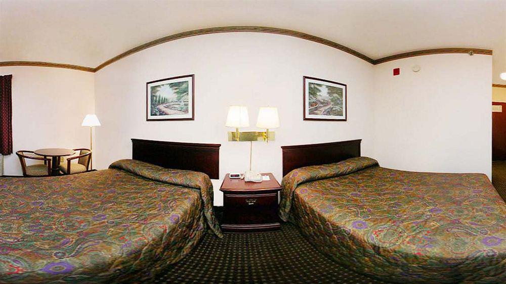 Americas Best Value Inn Opelika Buitenkant foto